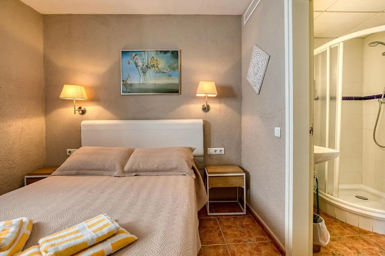 ** Bed & Breakfast La Fonda Guest House Cadaques Spain