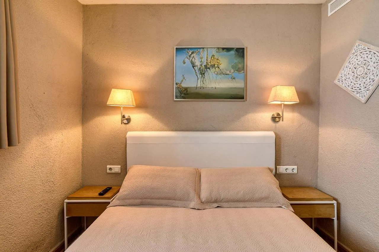 Bed and Breakfast La Fonda Cadaqués Bed & Breakfast