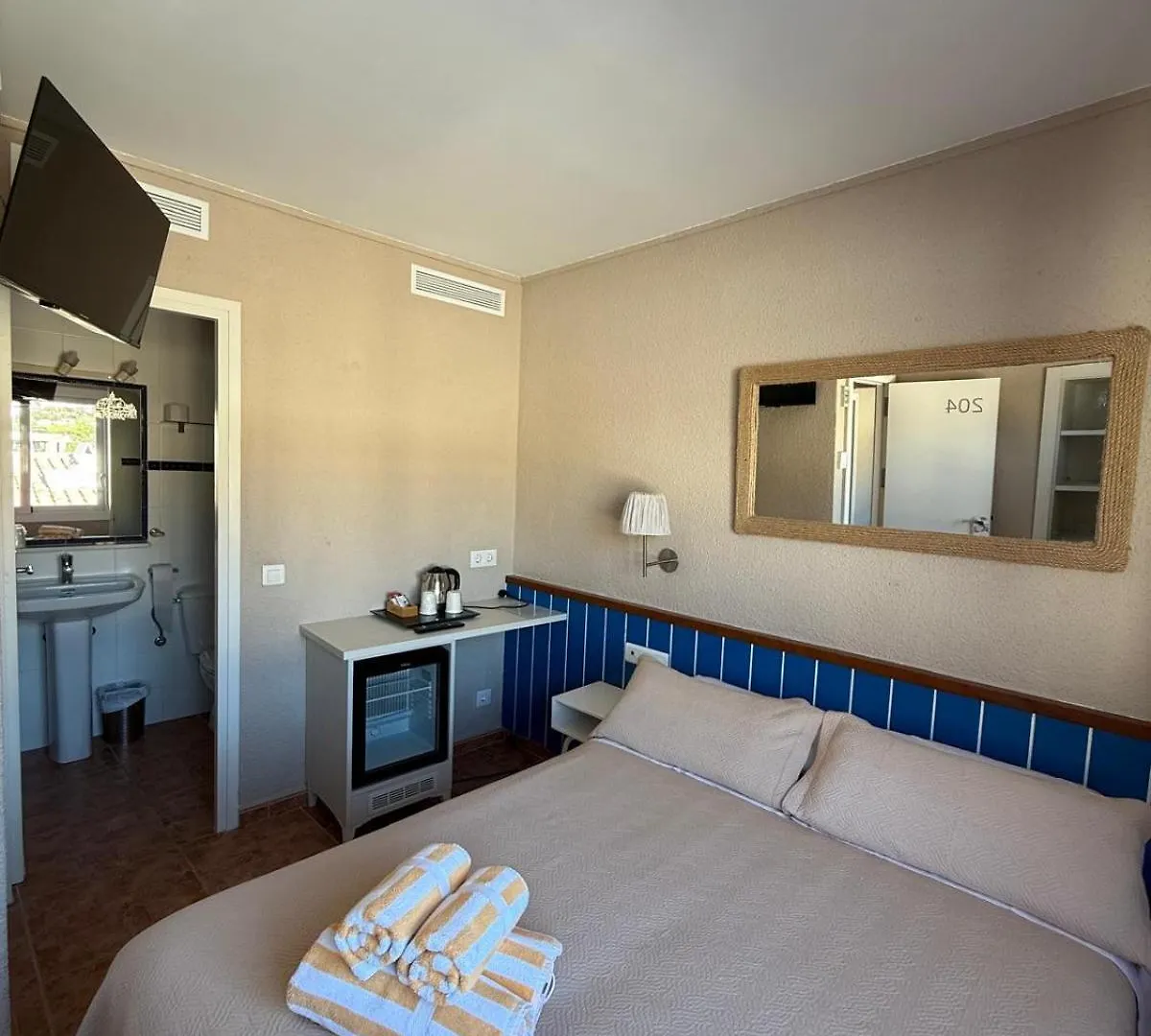 La Fonda Guest House Cadaques Spain