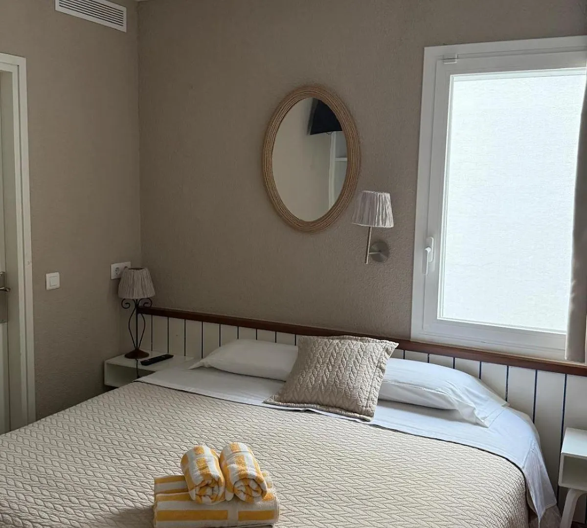 ** Bed & Breakfast La Fonda Guest House Cadaques Spain